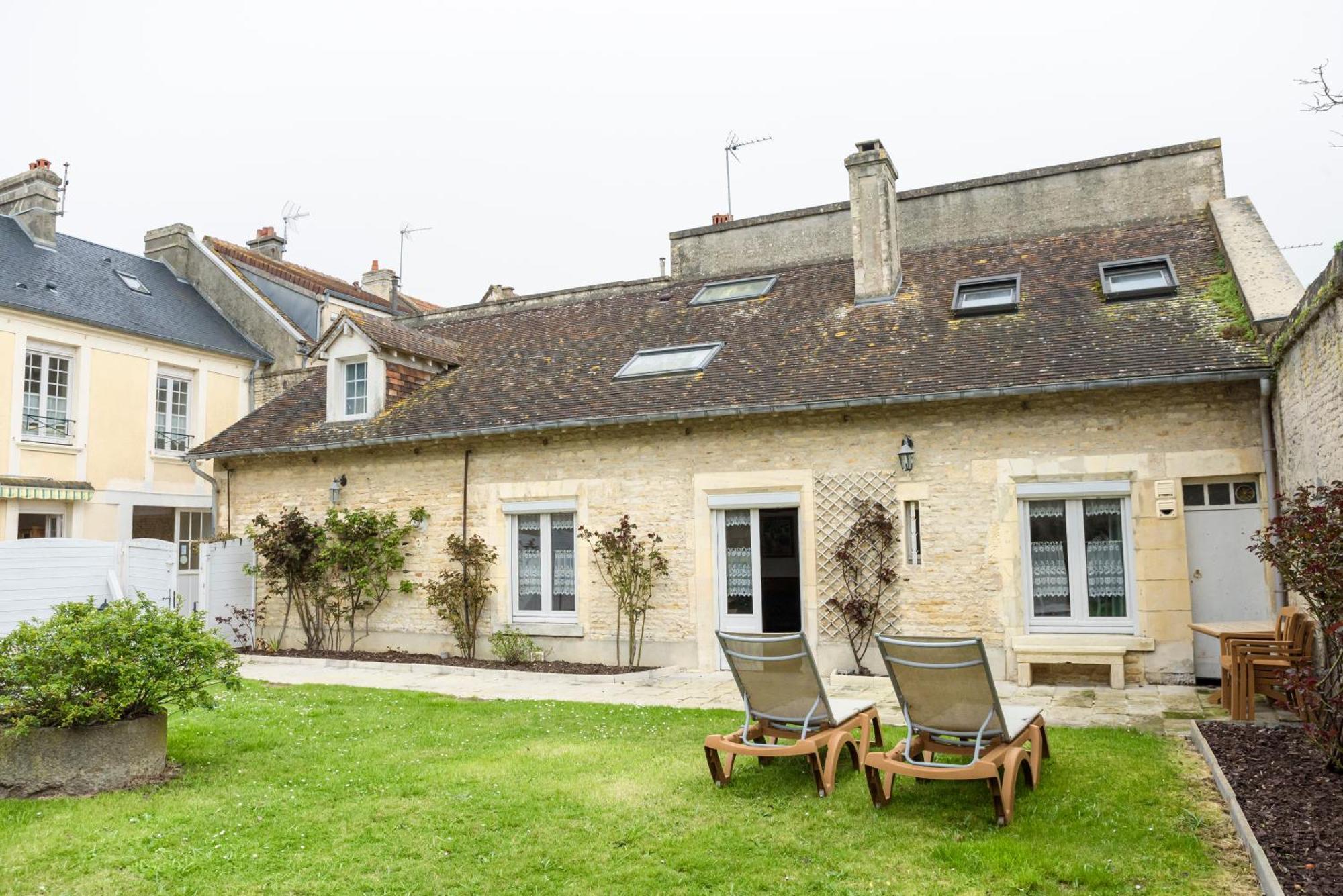 Maison Studios & Appartements Les 4 Vents Luc-sur-Mer Exteriör bild