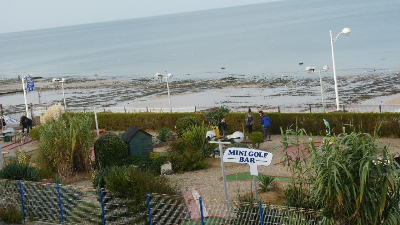 Maison Studios & Appartements Les 4 Vents Luc-sur-Mer Exteriör bild